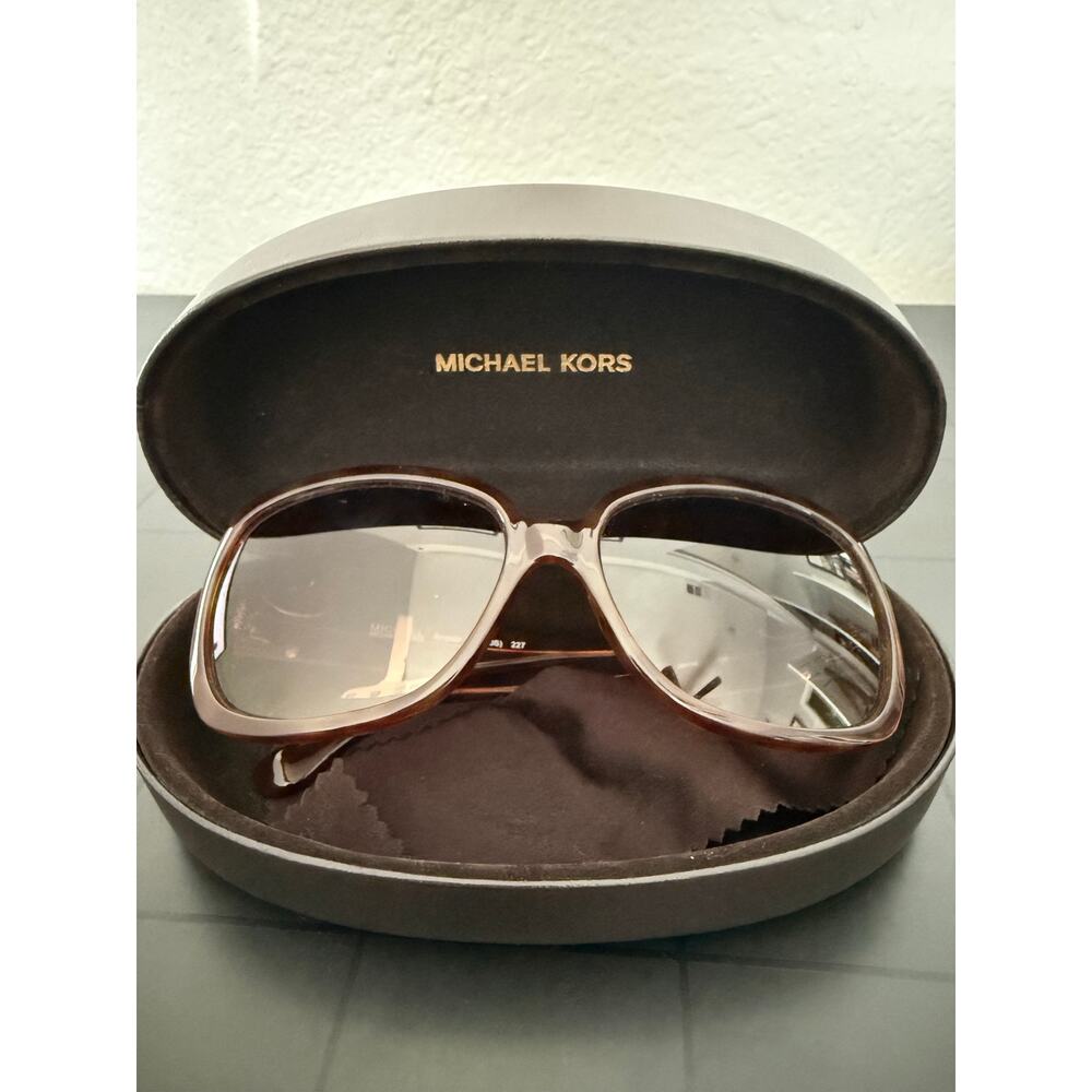 Michael Kors Angela M2890S-227 Sunglasses w/ Case